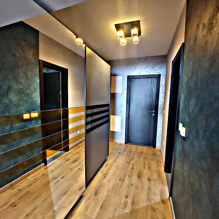 Aria De Lux Apartment *