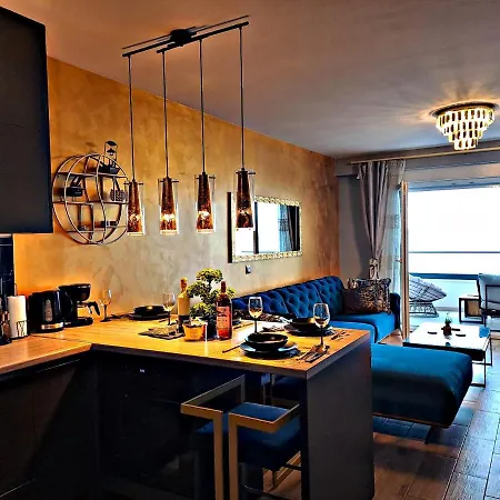 Aria De Lux Apartment *