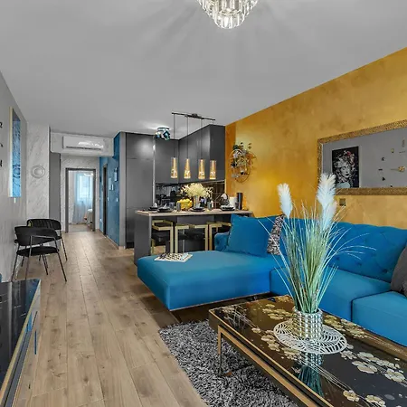 Aria De Lux ماكارسكا
