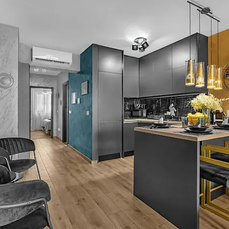 Aria De Lux Apartment *