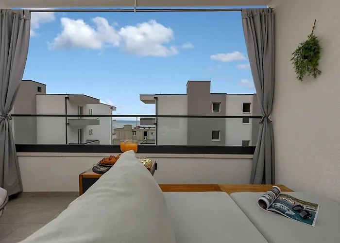 Aria De Lux ماكارسكا